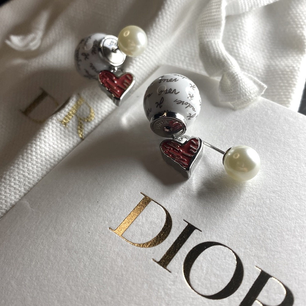 Christian Dior Tribal Hearts Earrings 2 Pc NWOT - Picture 3 of 6